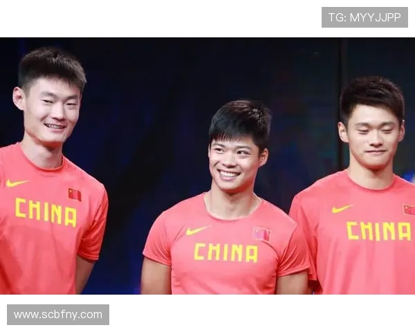 激烈对决再掀高潮最终比分定格展现团队拼搏与胜负瞬间