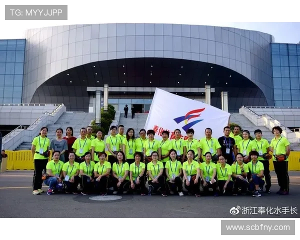 重庆羽毛球队在精英赛中的比赛经验与表现分析